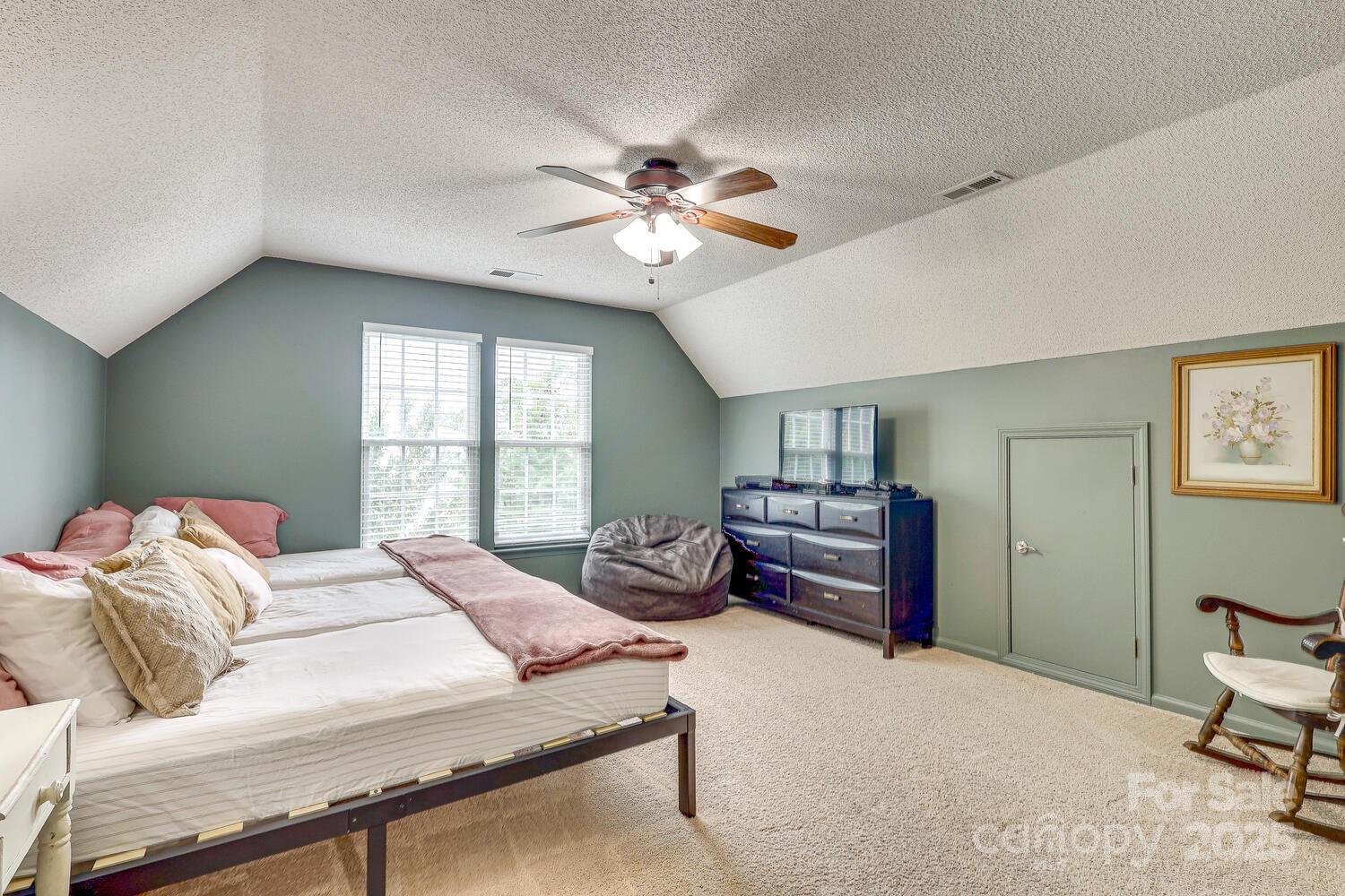 Knightsbridge - Residential