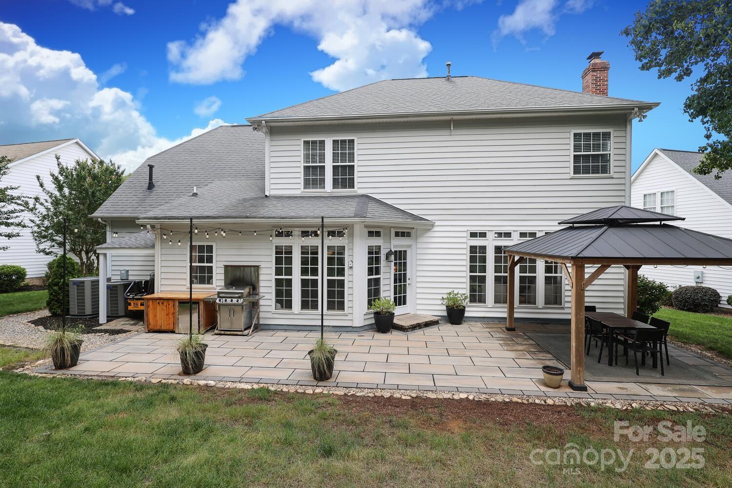 Knightsbridge - Residential