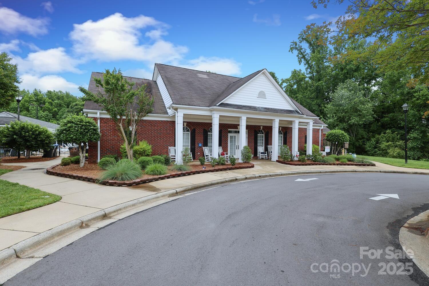 Knightsbridge - Residential