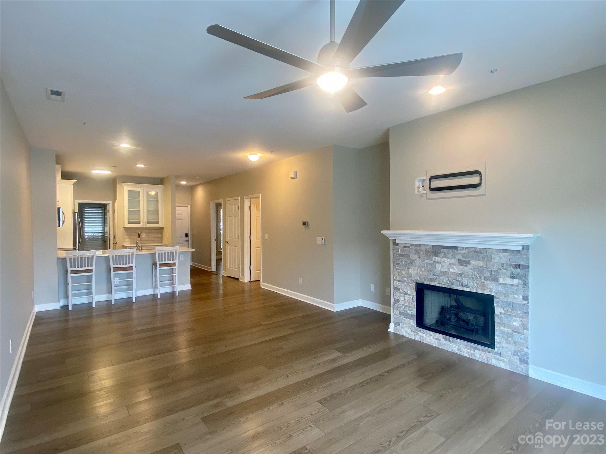 Spinnaker Point - Residential Lease