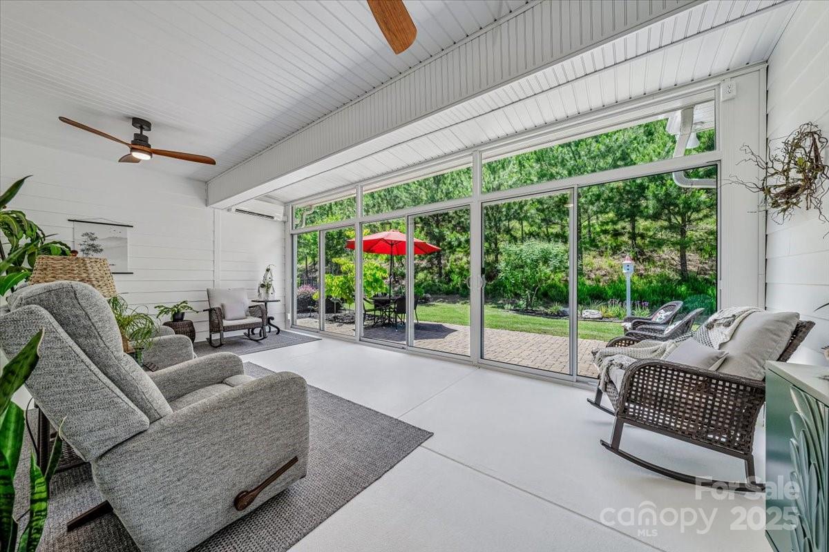 Tree Tops - Residential