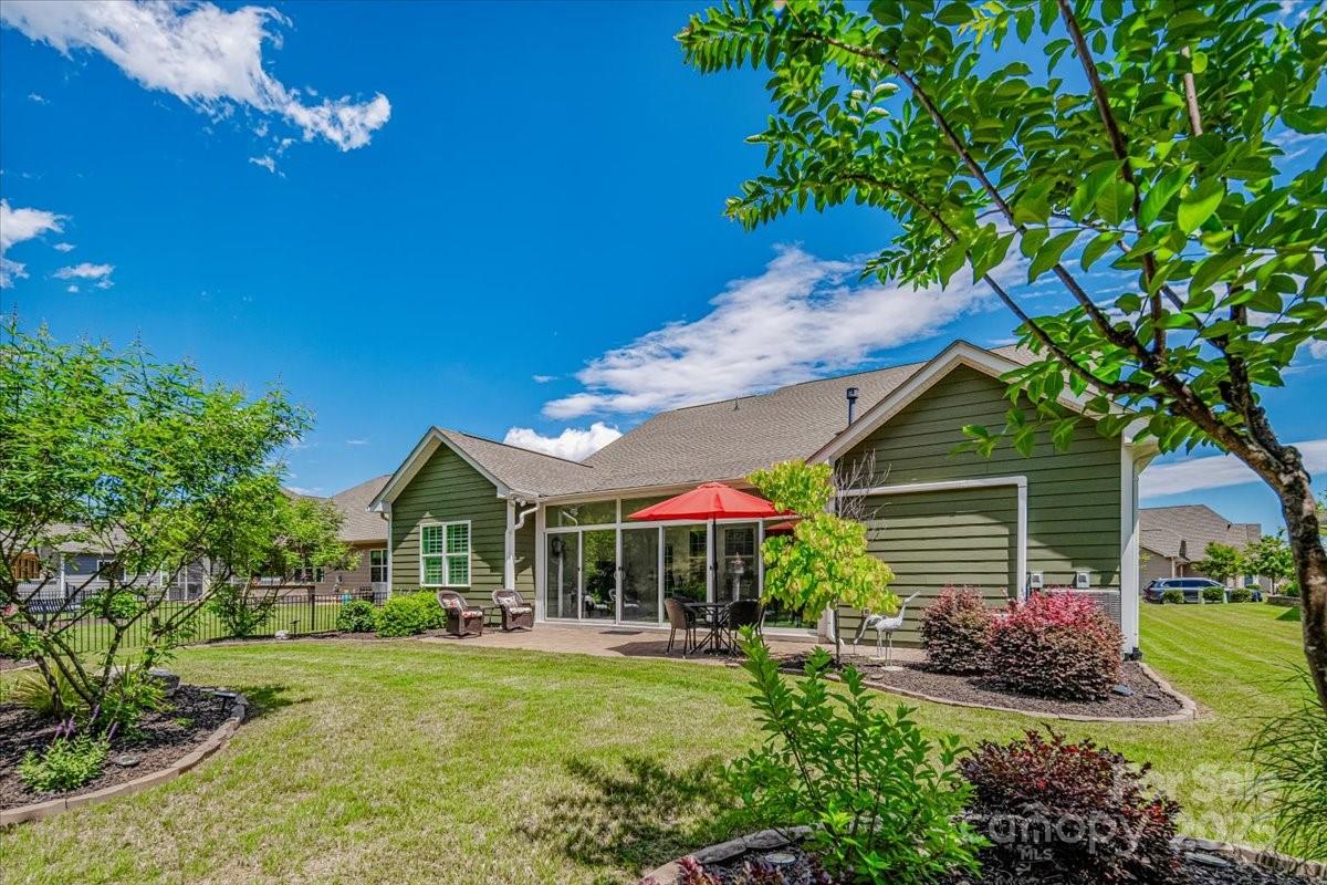 Tree Tops - Residential