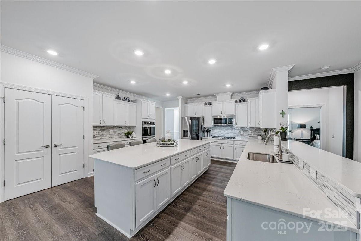 Tree Tops - Residential