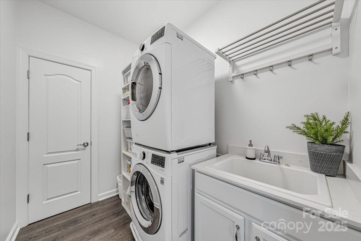 Tree Tops - Residential