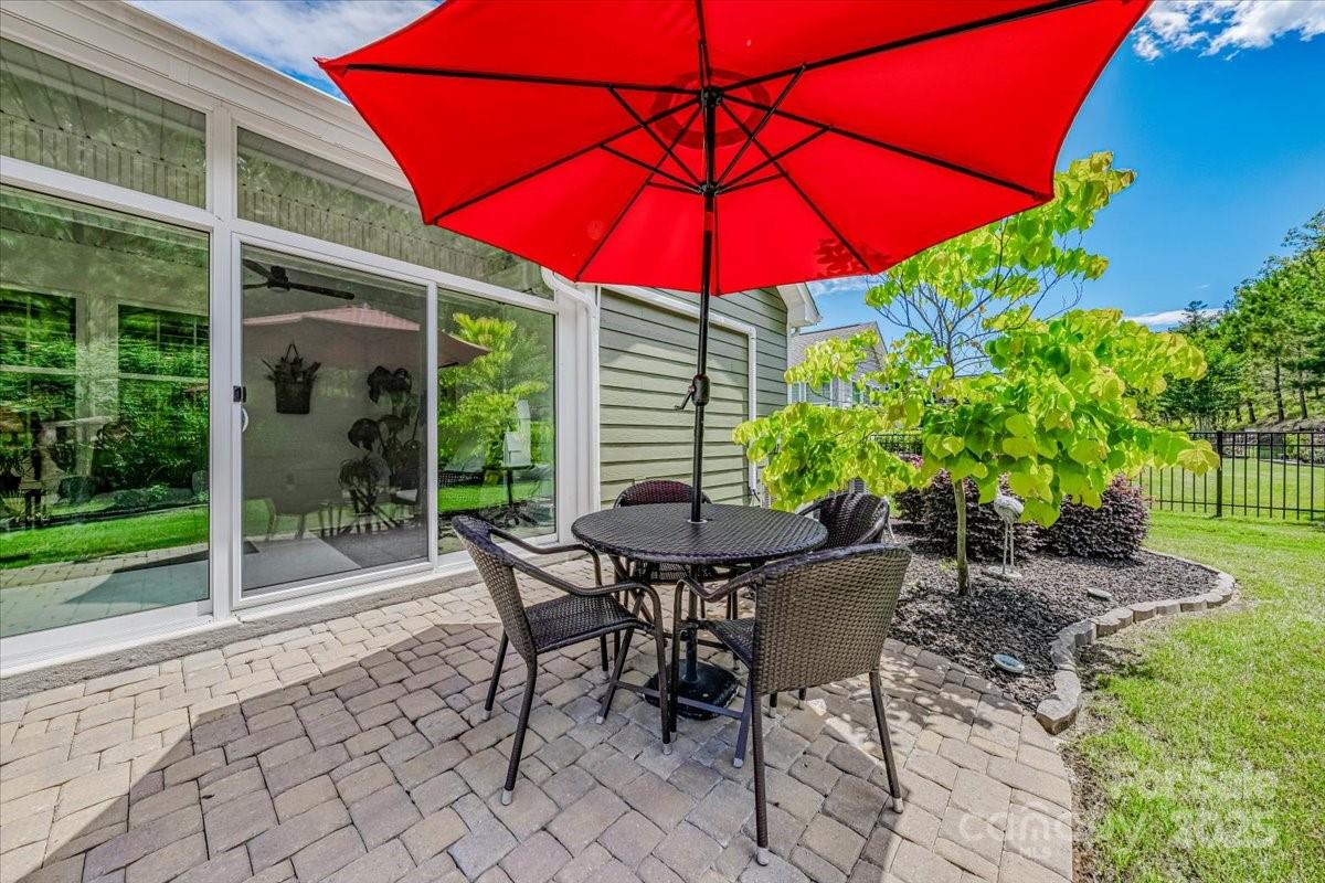 Tree Tops - Residential