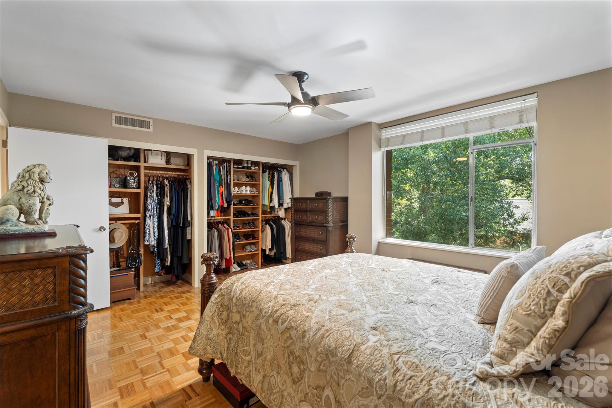 Queens Towers - Residential