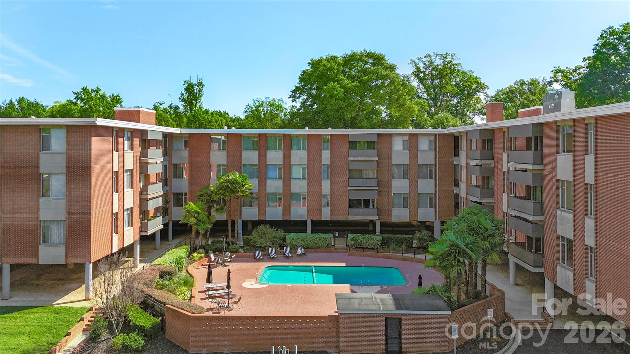 Queens Towers - Residential