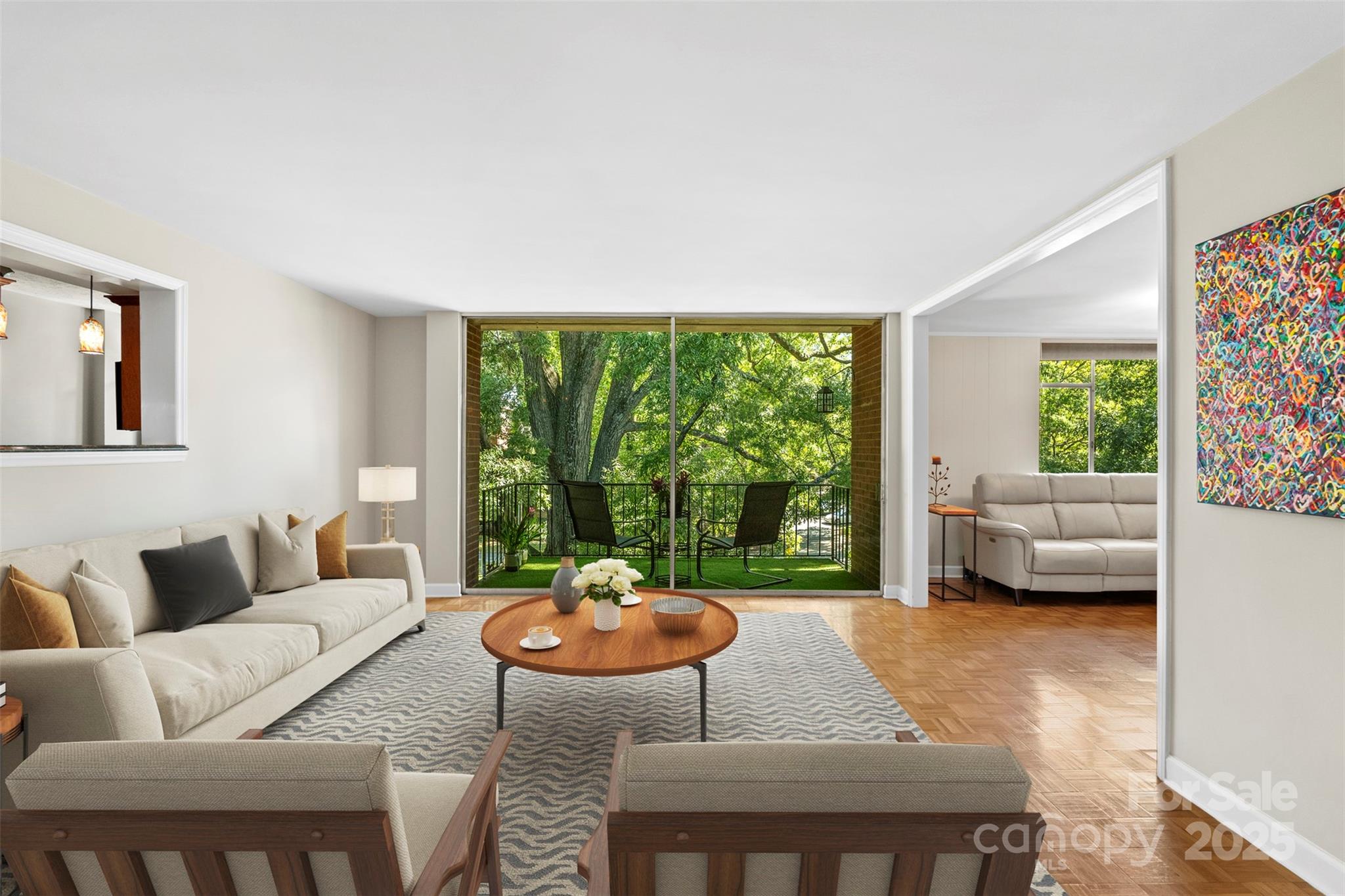 1300 Queens Road 402