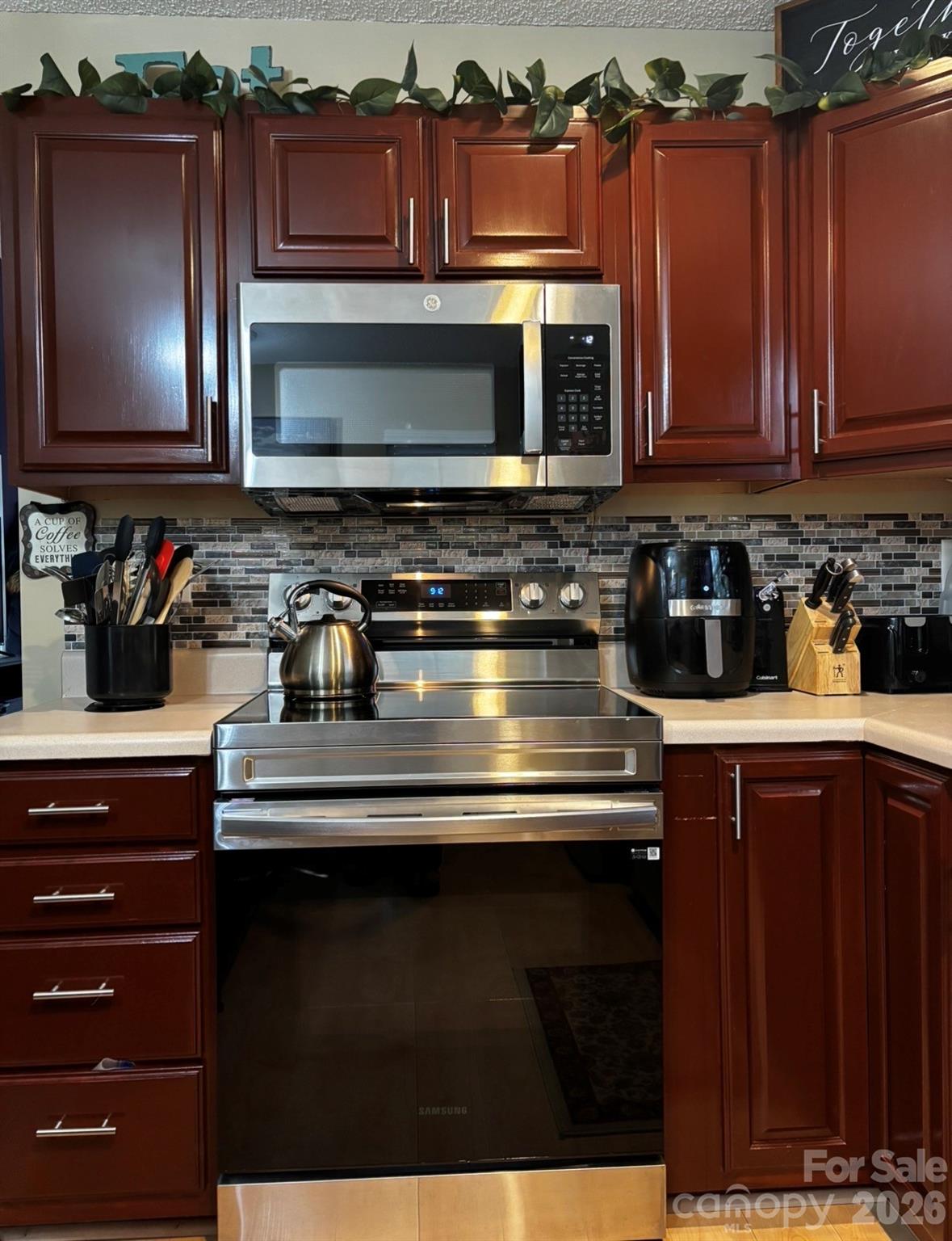 Holly Ridge - Residential