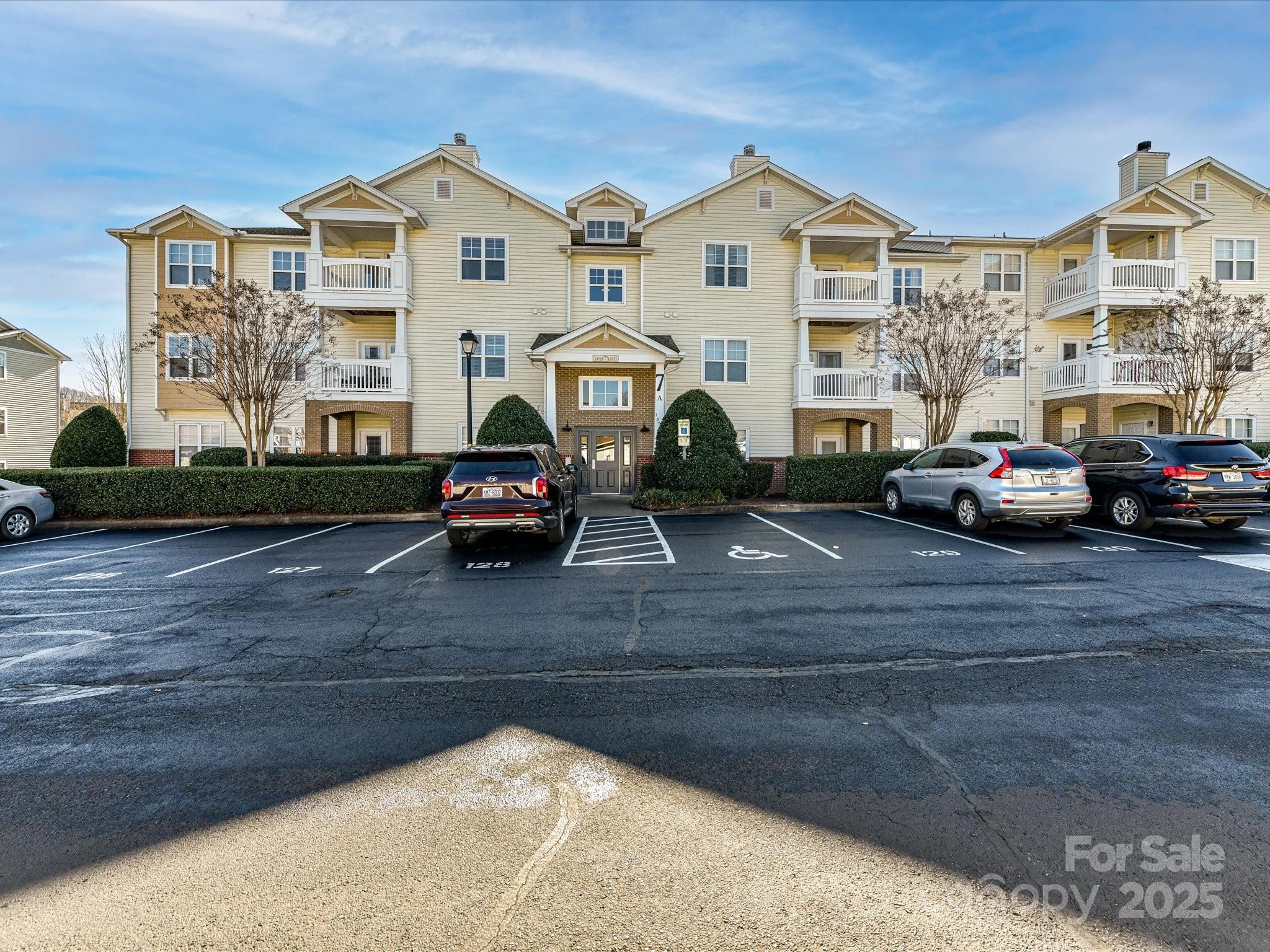 Alexander Chase - Residential