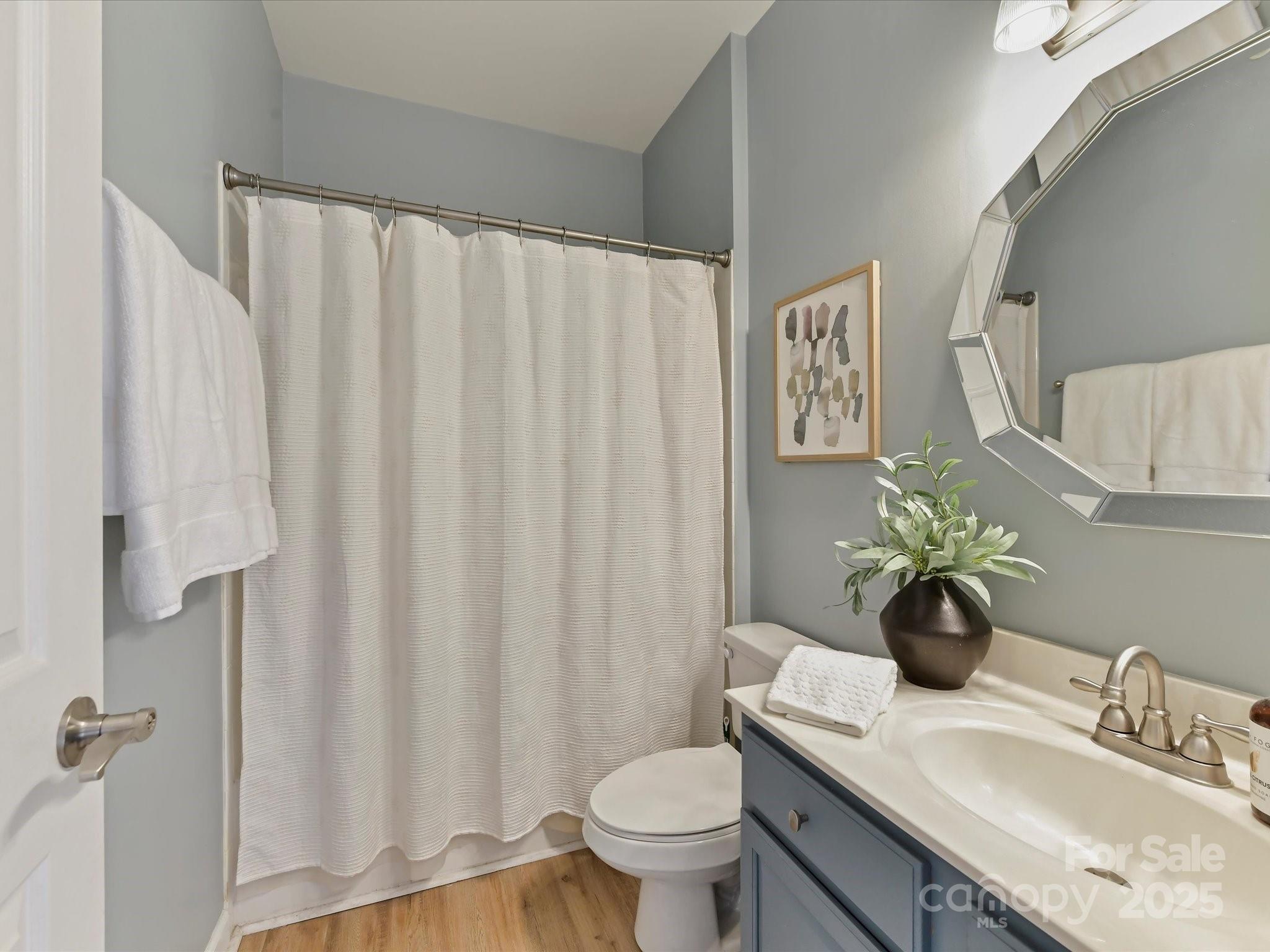 Alexander Chase - Residential