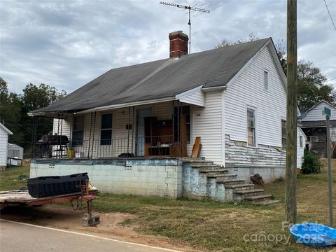 318 S 6th Street Lockhart SC 29364