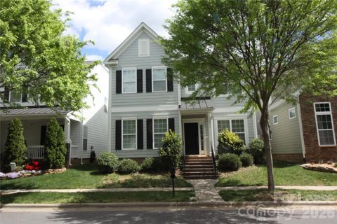 Photo of 10519 Royal Winchester Drive, Charlotte, NC 28277 (MLS # 4392937)