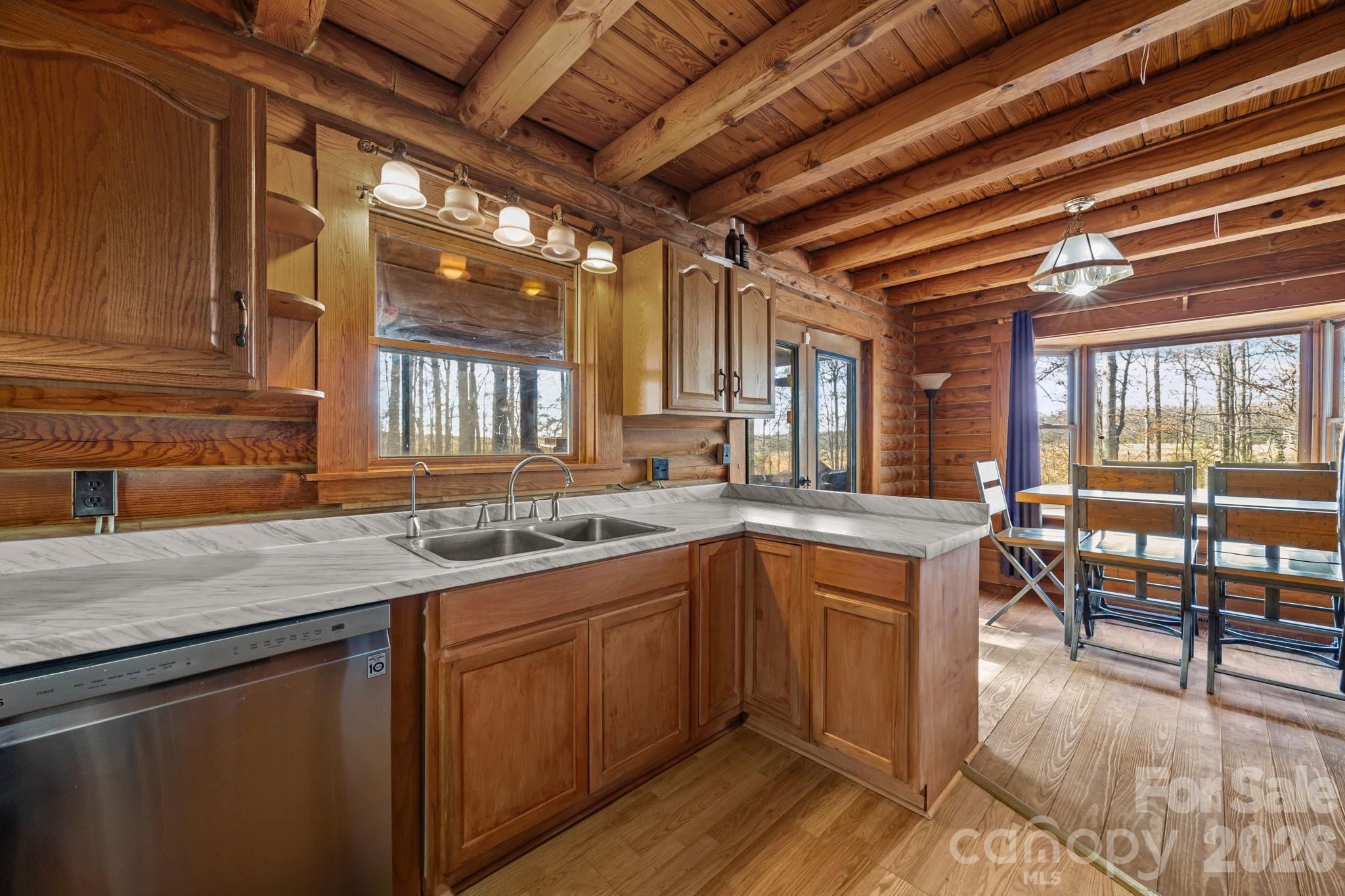 Joannas Lake - Residential