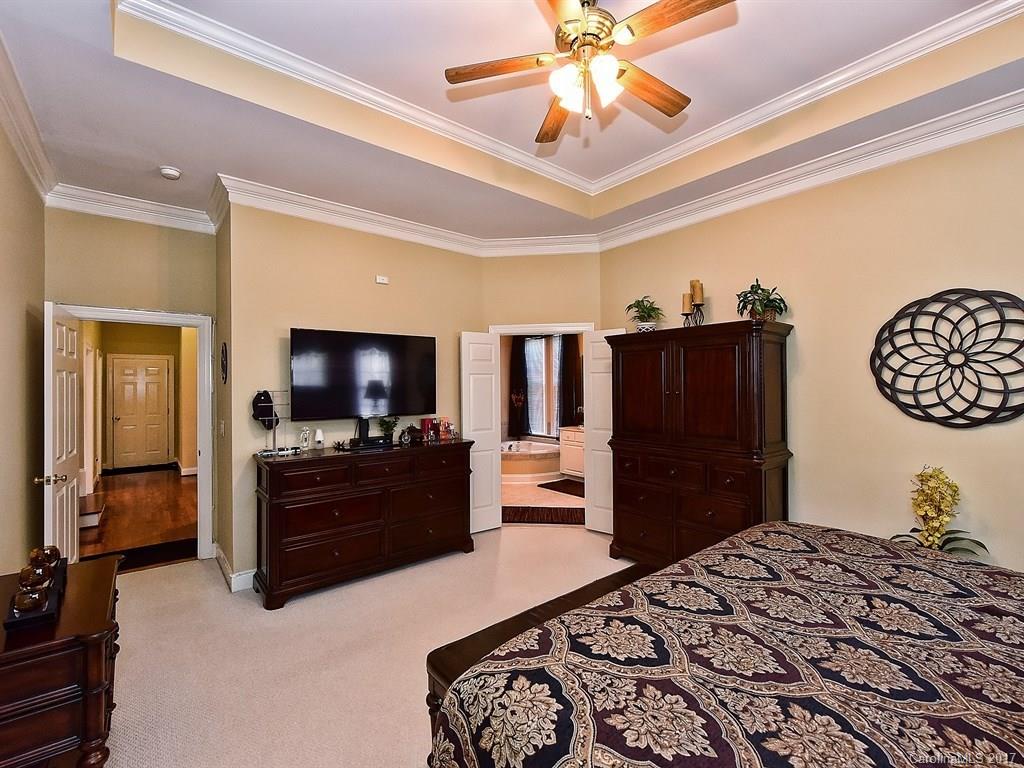 Essex Fells - Residential