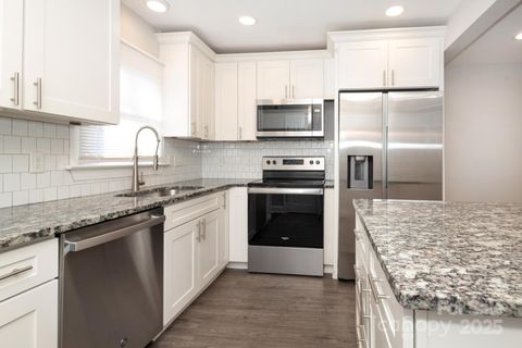 6432 Old Pineville Road Charlotte NC 28217