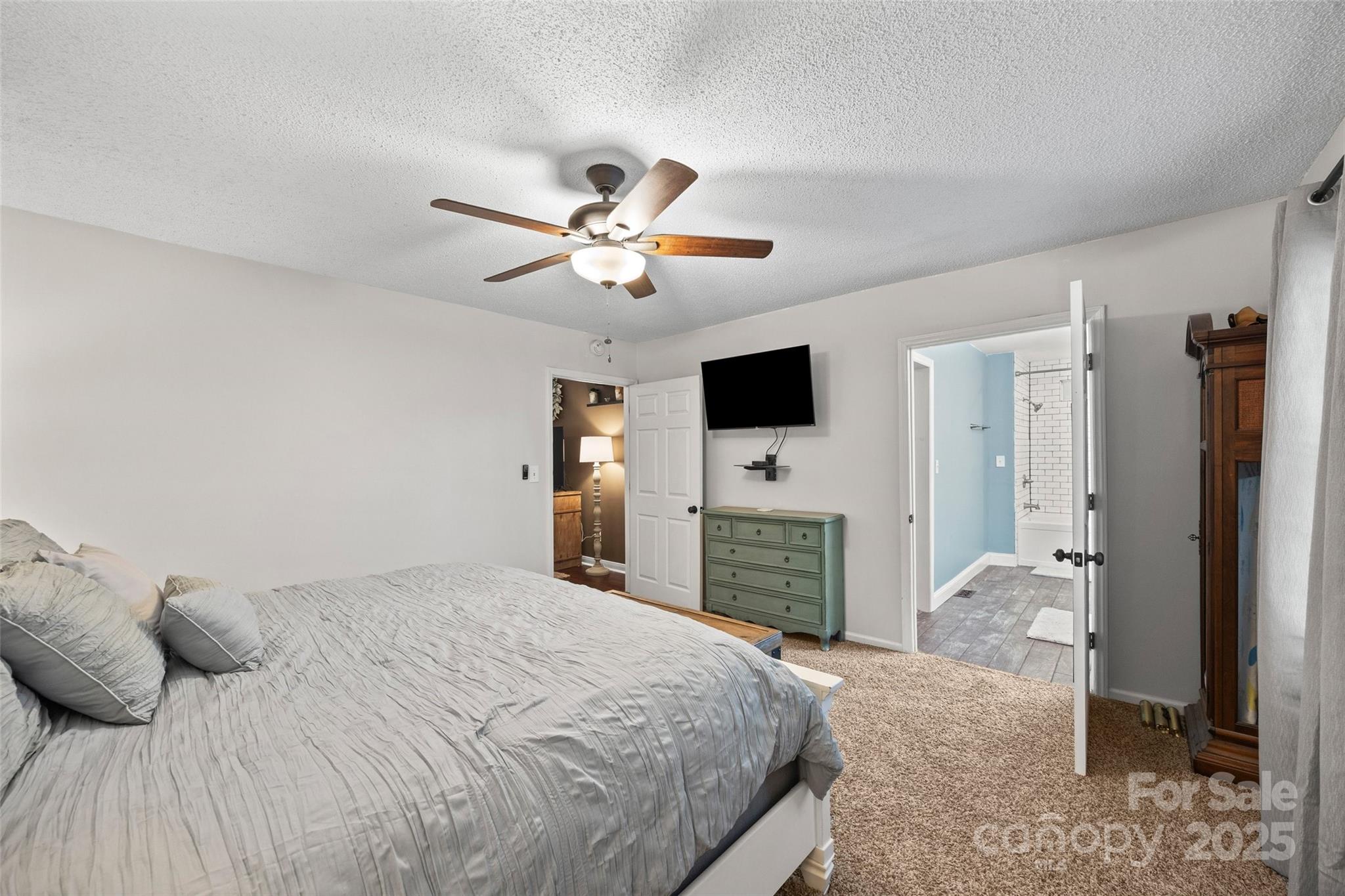 Pineland - Residential