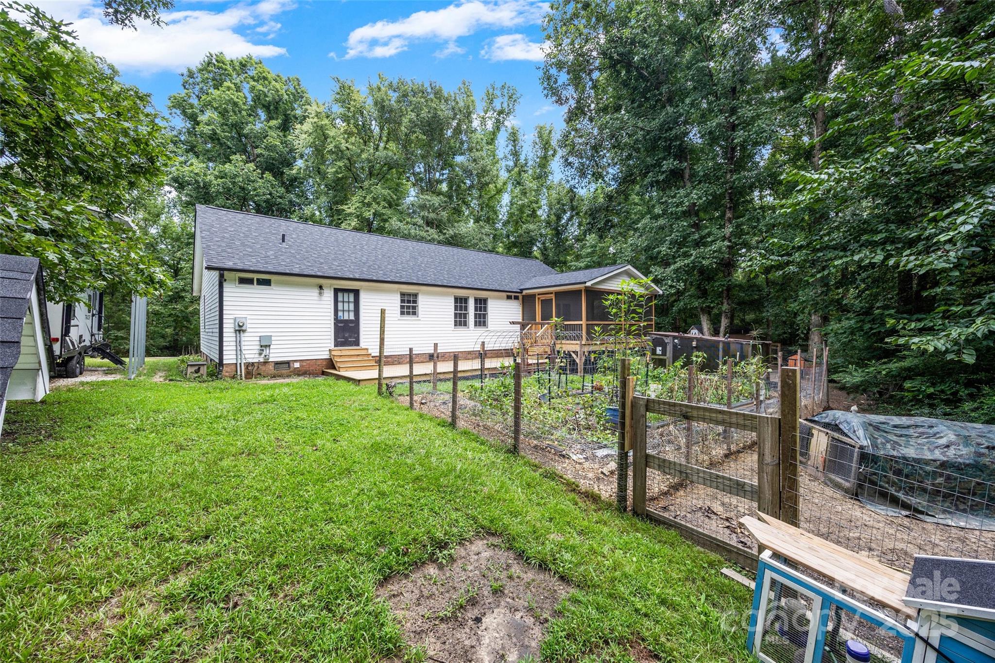 Pineland - Residential