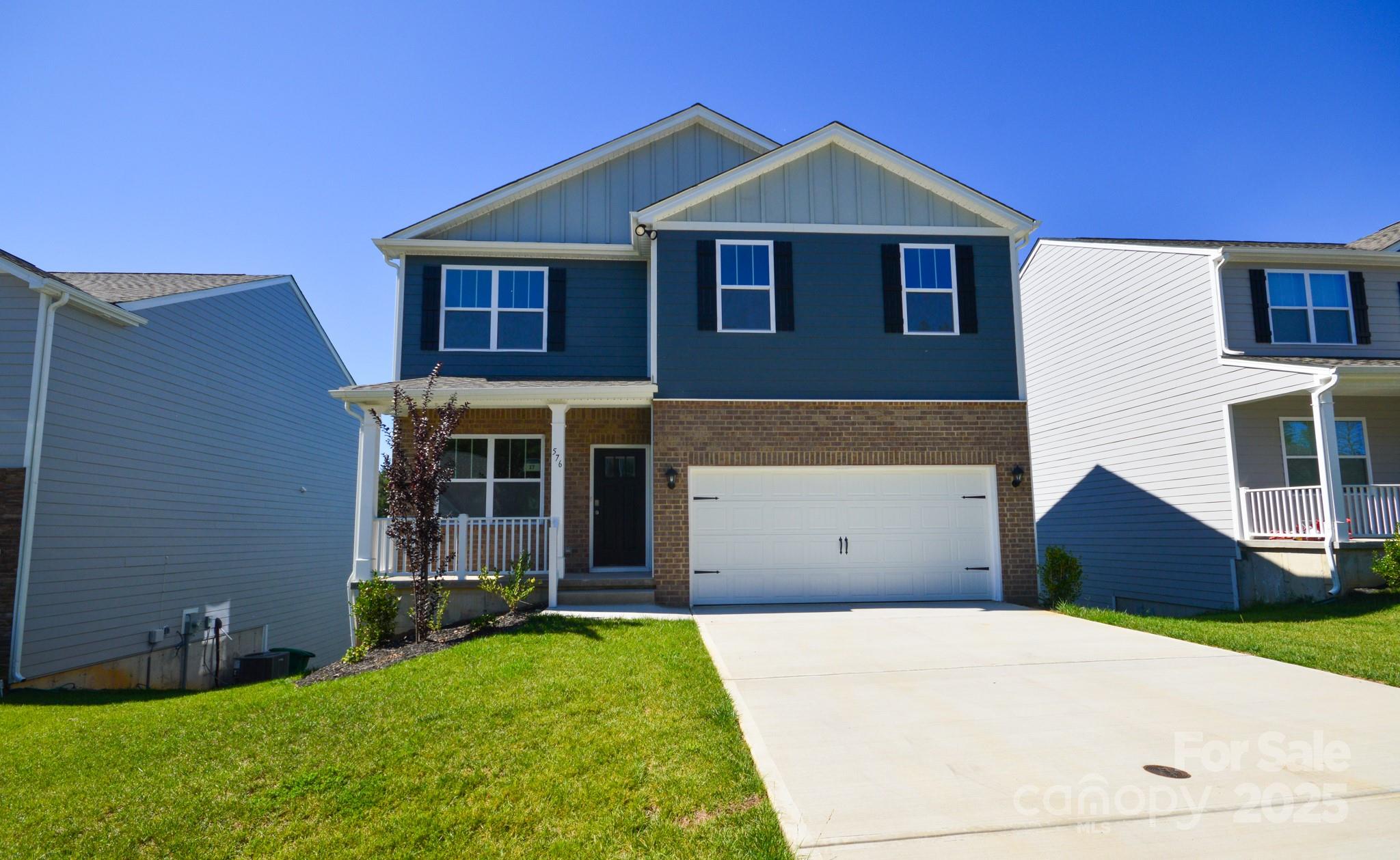 576 Country Oak Drive