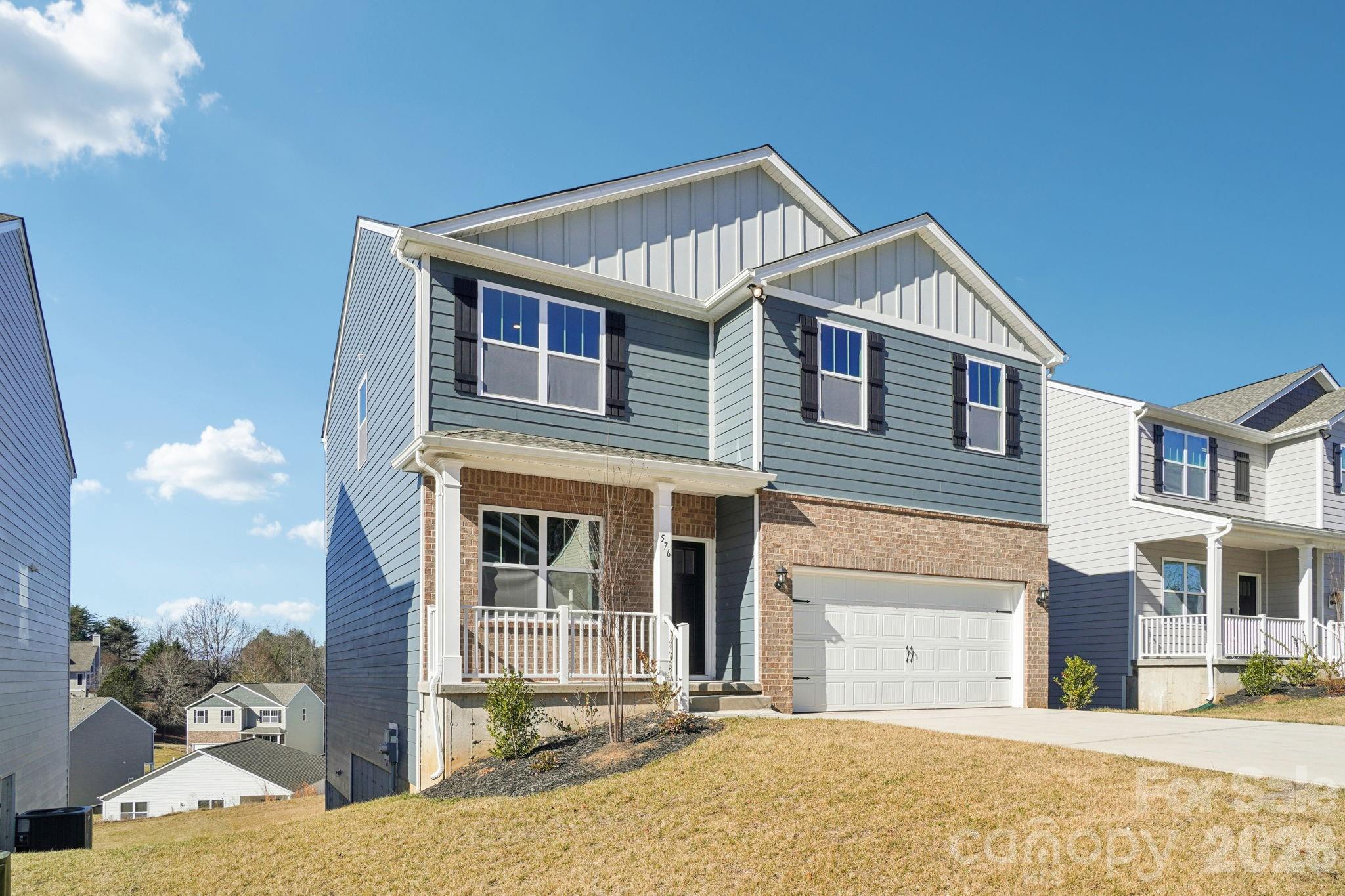 576 Country Oak Drive