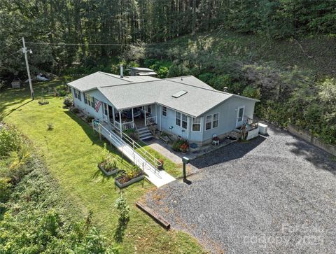 35 Mountaineer Lane 8 Burnsville NC 28714