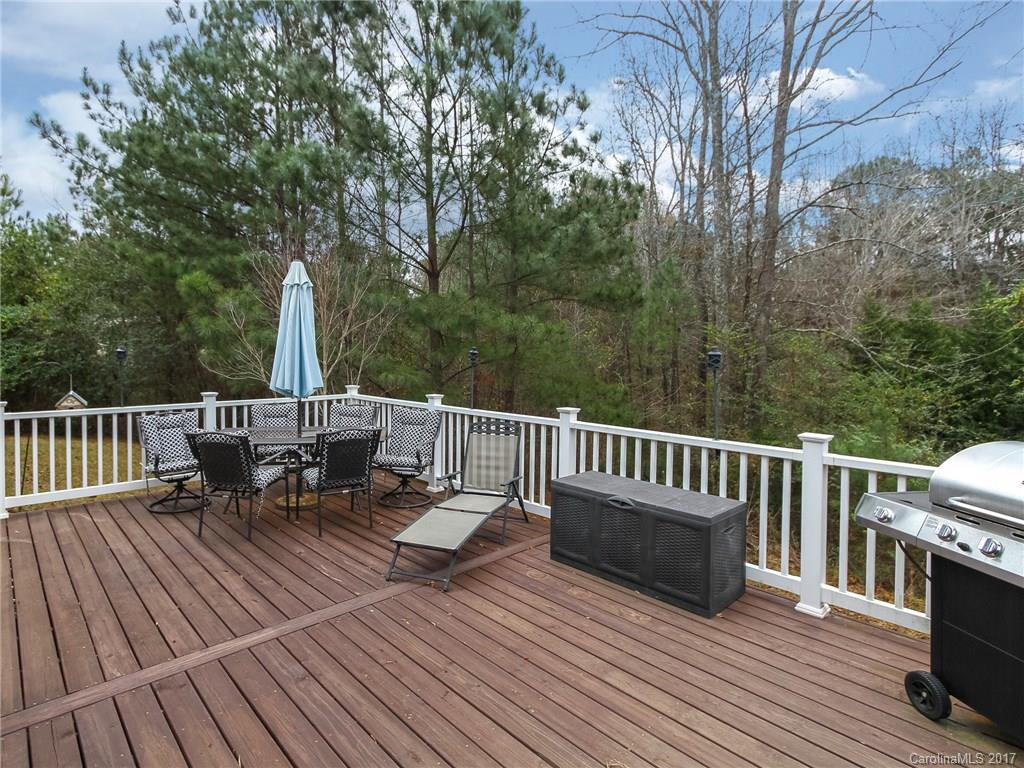 Oaks Of Broadway - Residential