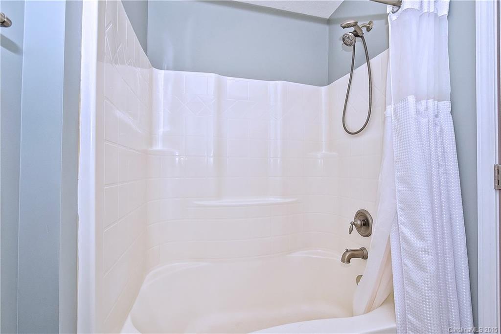 Avery Lake - Residential