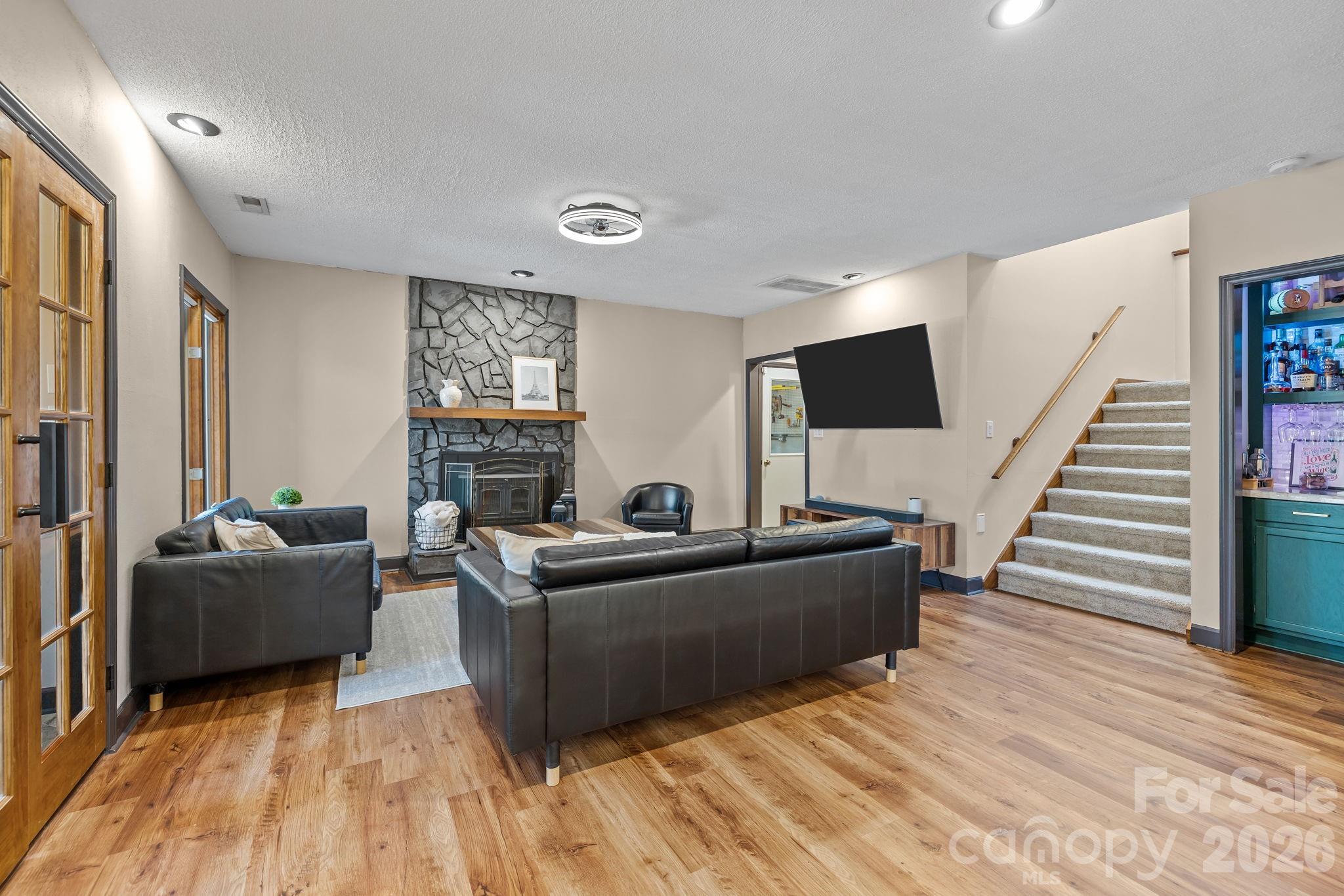 Pine Harbor Estates - Residential