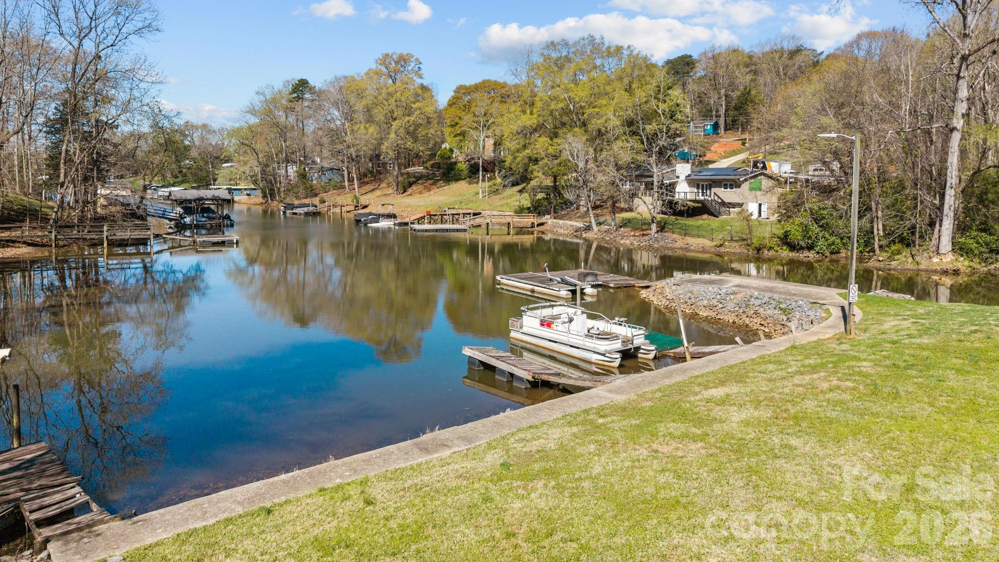 Pine Harbor Estates - Residential