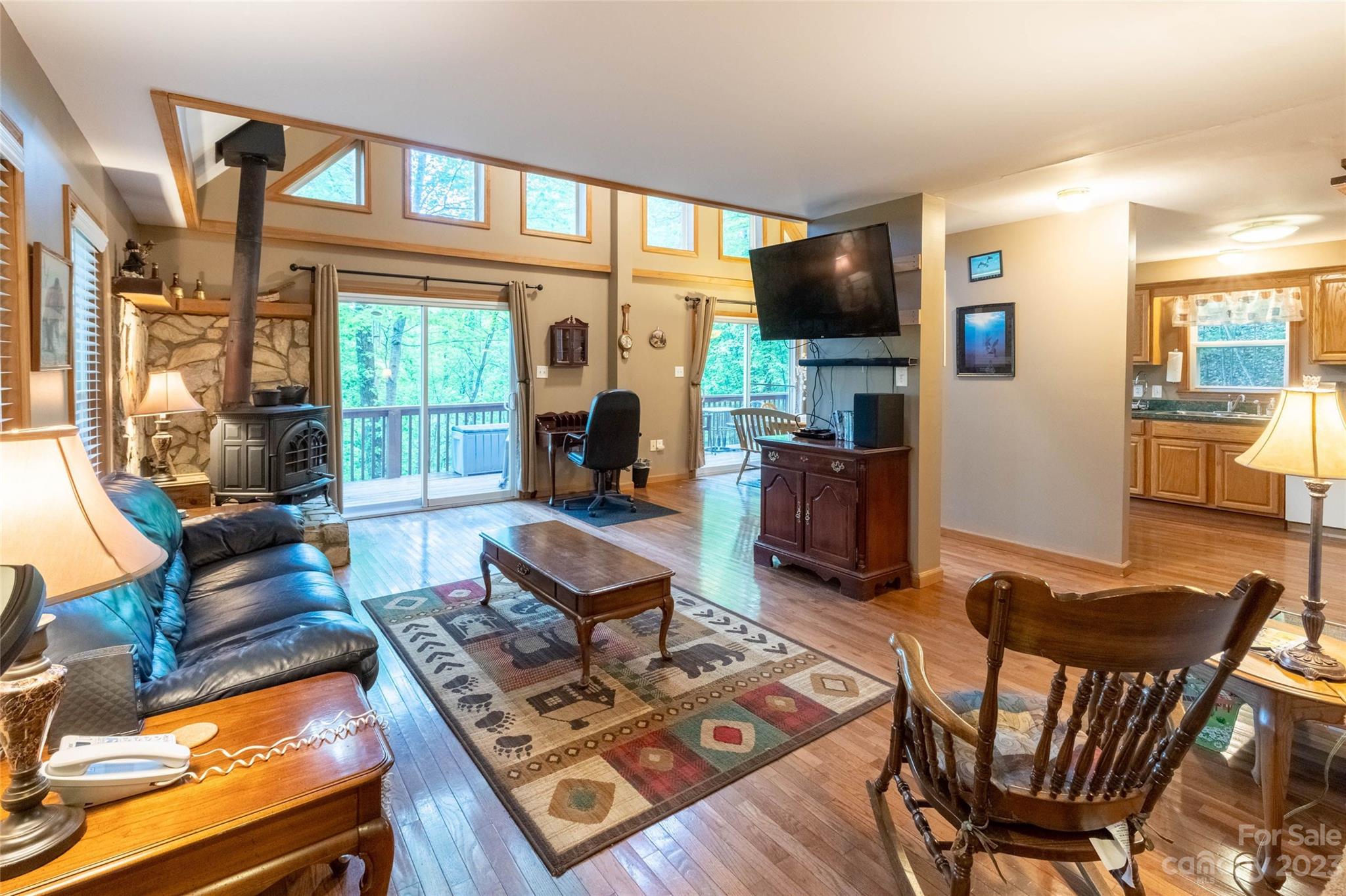 Baines Mtn - Residential