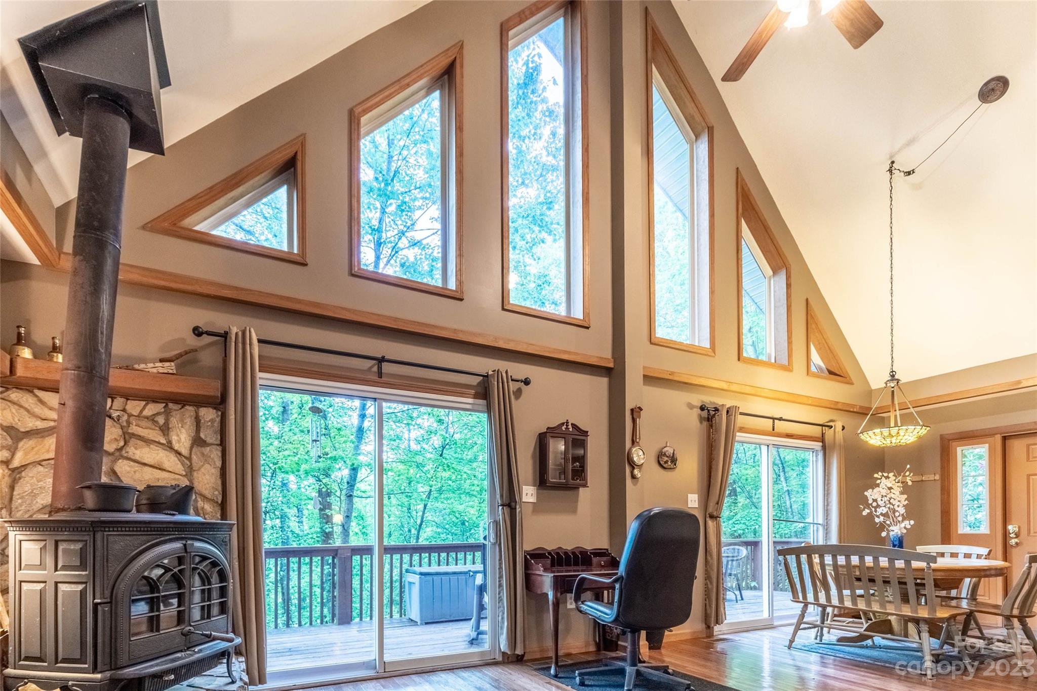 Baines Mtn - Residential