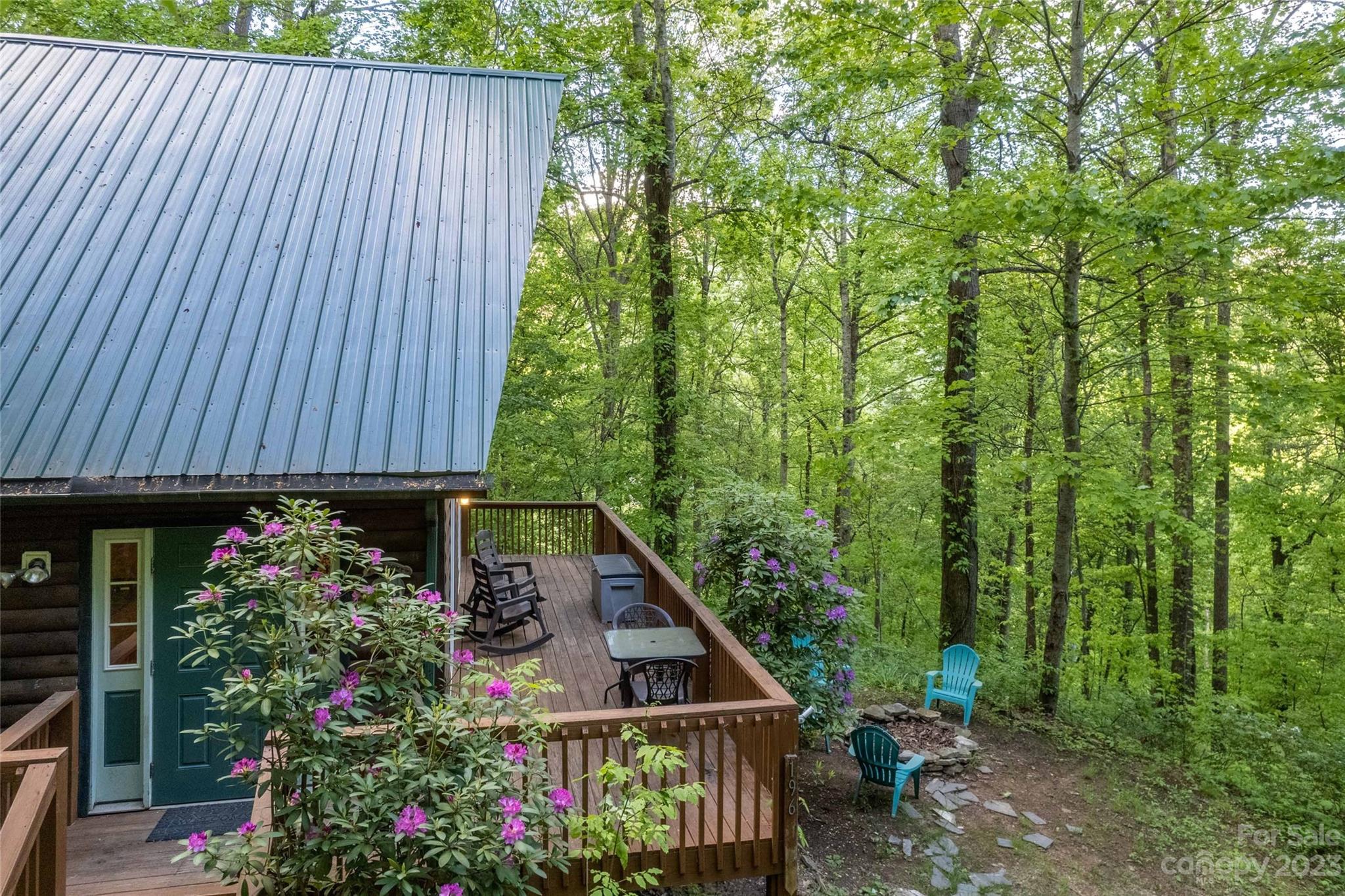 Baines Mtn - Residential