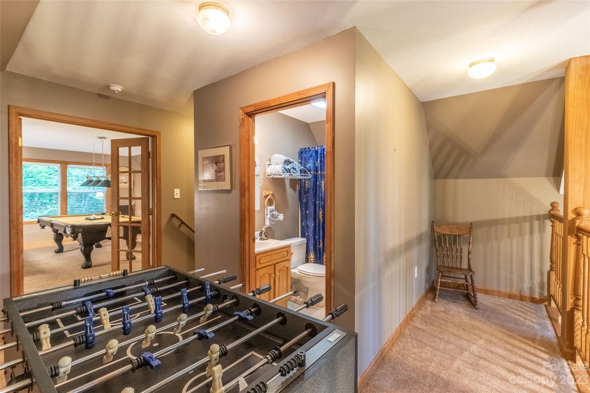 Baines Mtn - Residential