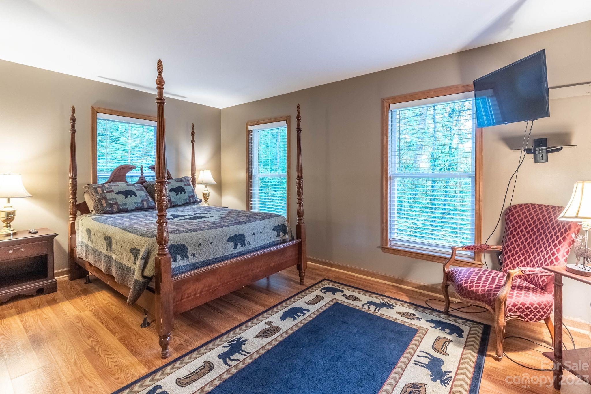 Baines Mtn - Residential