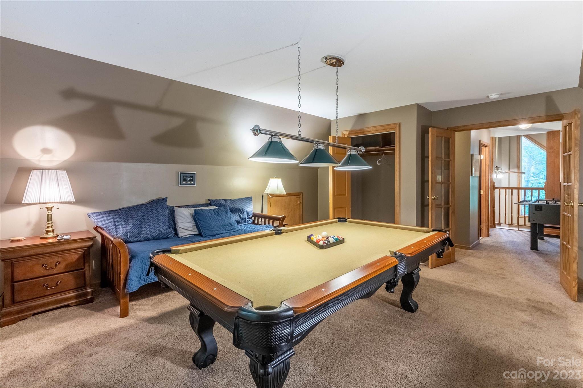 Baines Mtn - Residential