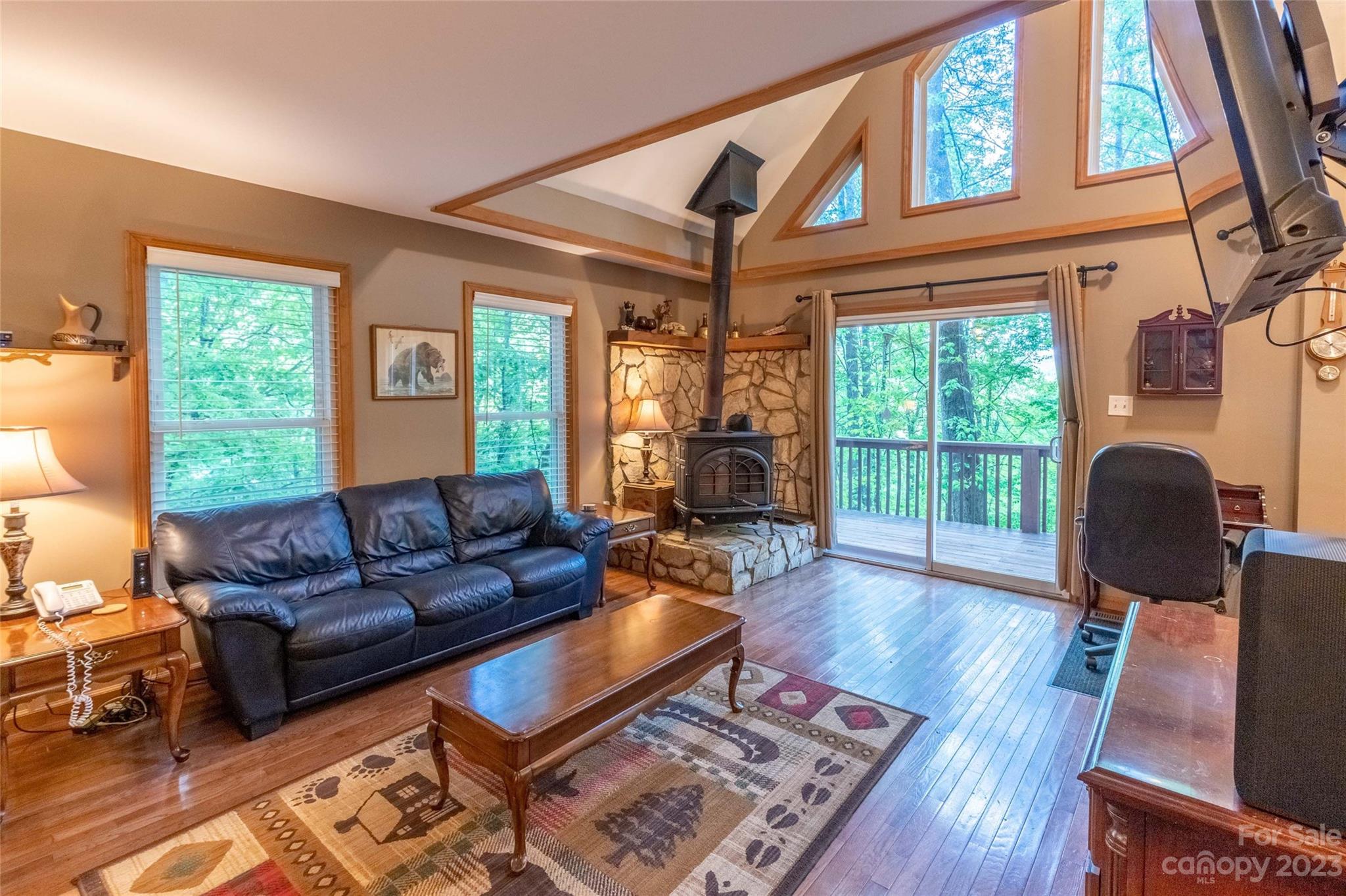 Baines Mtn - Residential