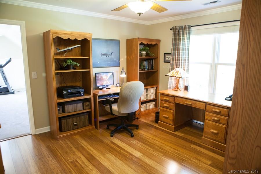 Olde Williamsburg - Residential