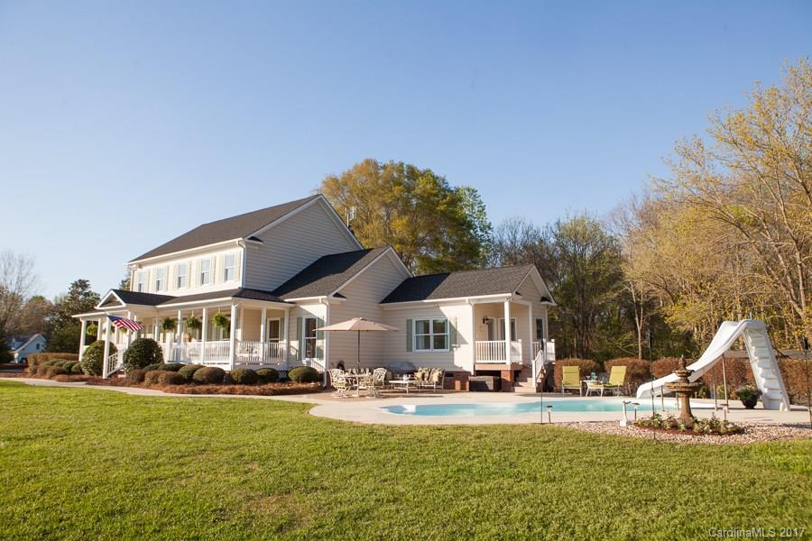 Olde Williamsburg - Residential