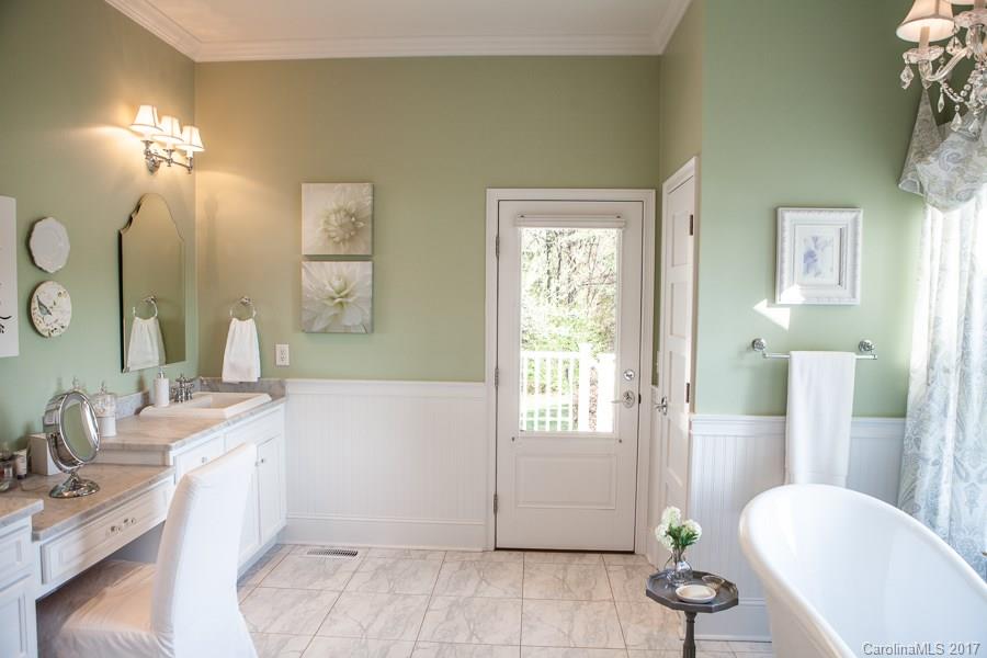 Olde Williamsburg - Residential