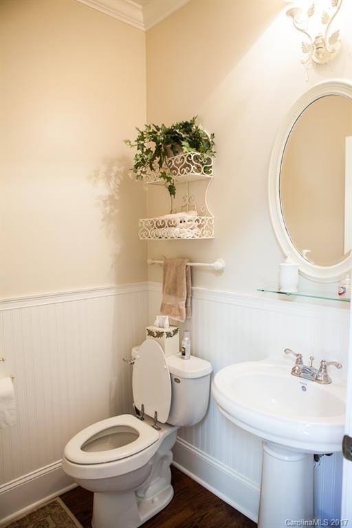 Olde Williamsburg - Residential