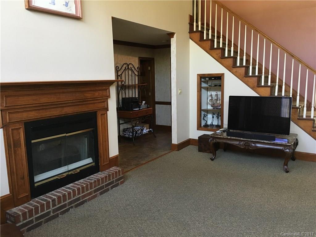 Country Woods East - Residential