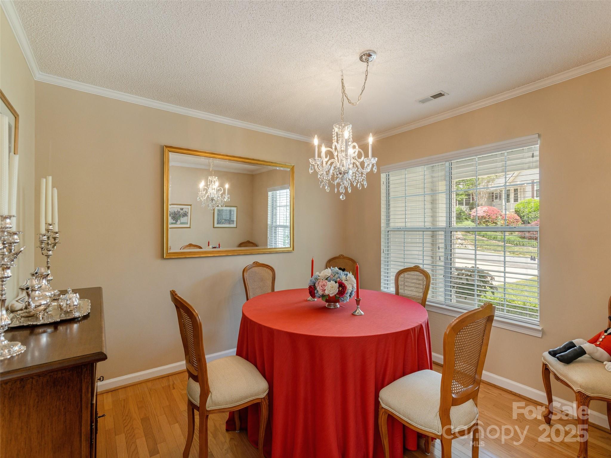 2921 Middleton Place