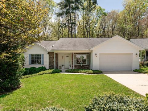 2921 Middleton Place Hendersonville NC 28791