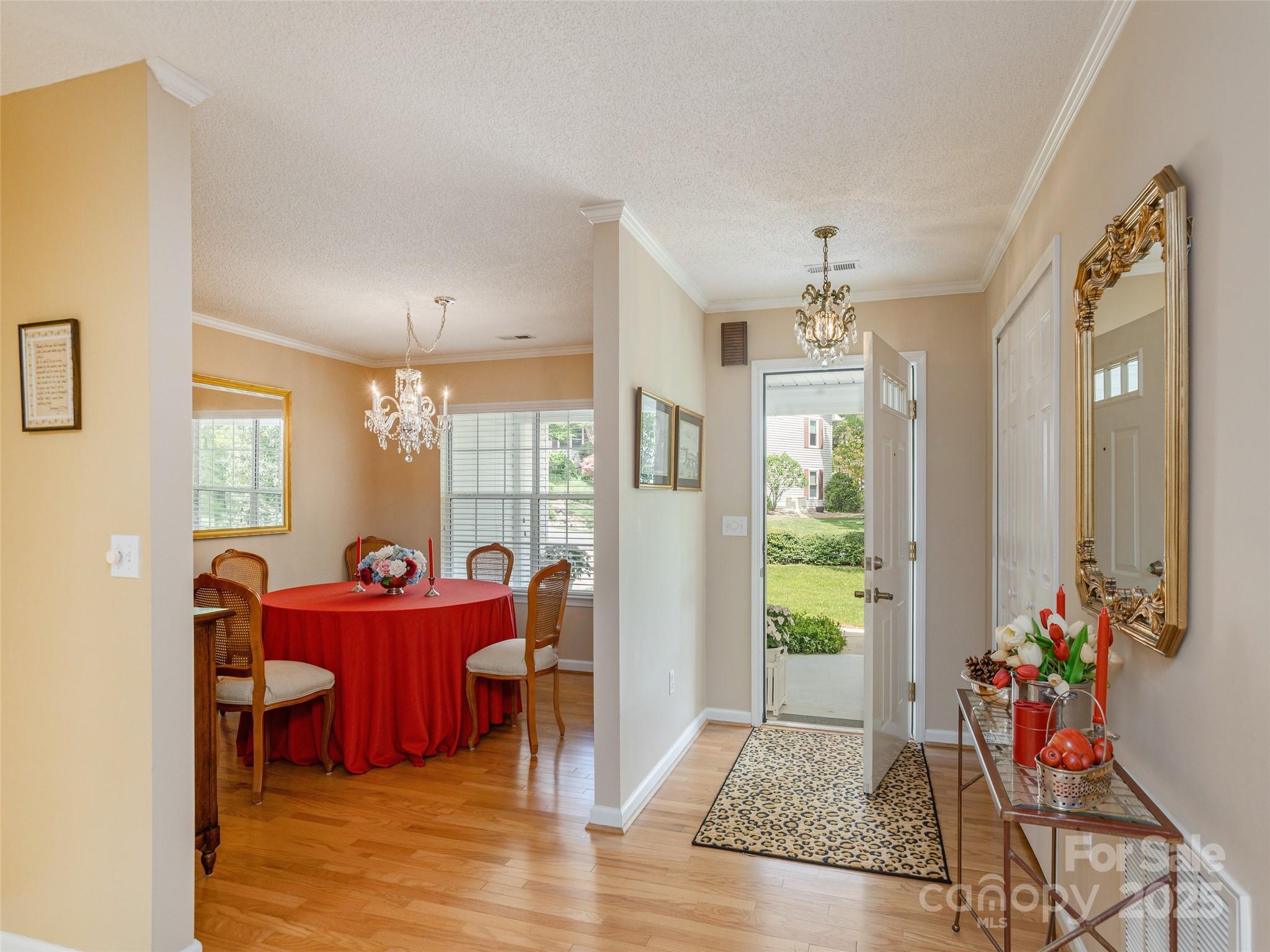 2921 Middleton Place