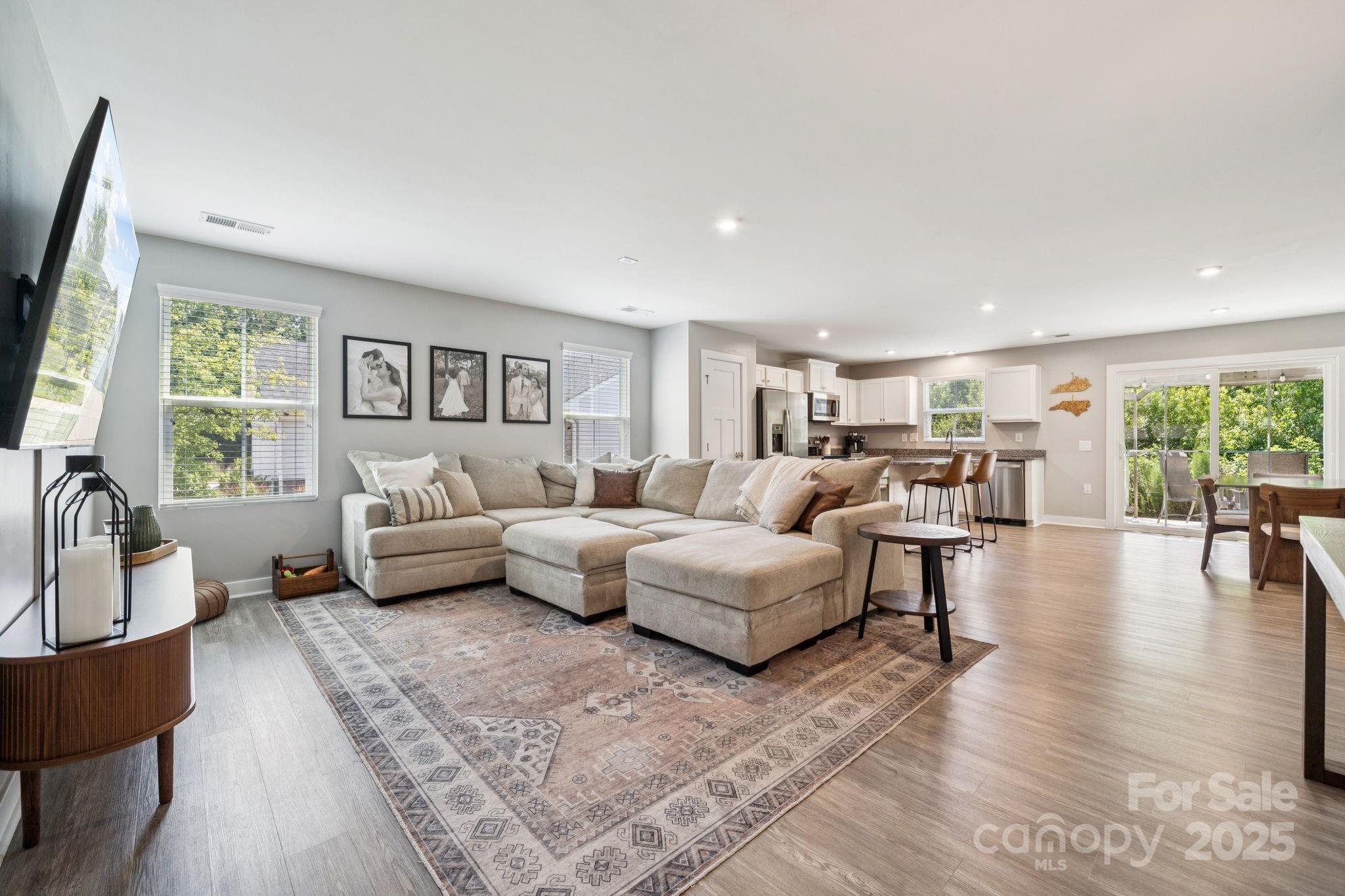 6013 Bellastead Drive