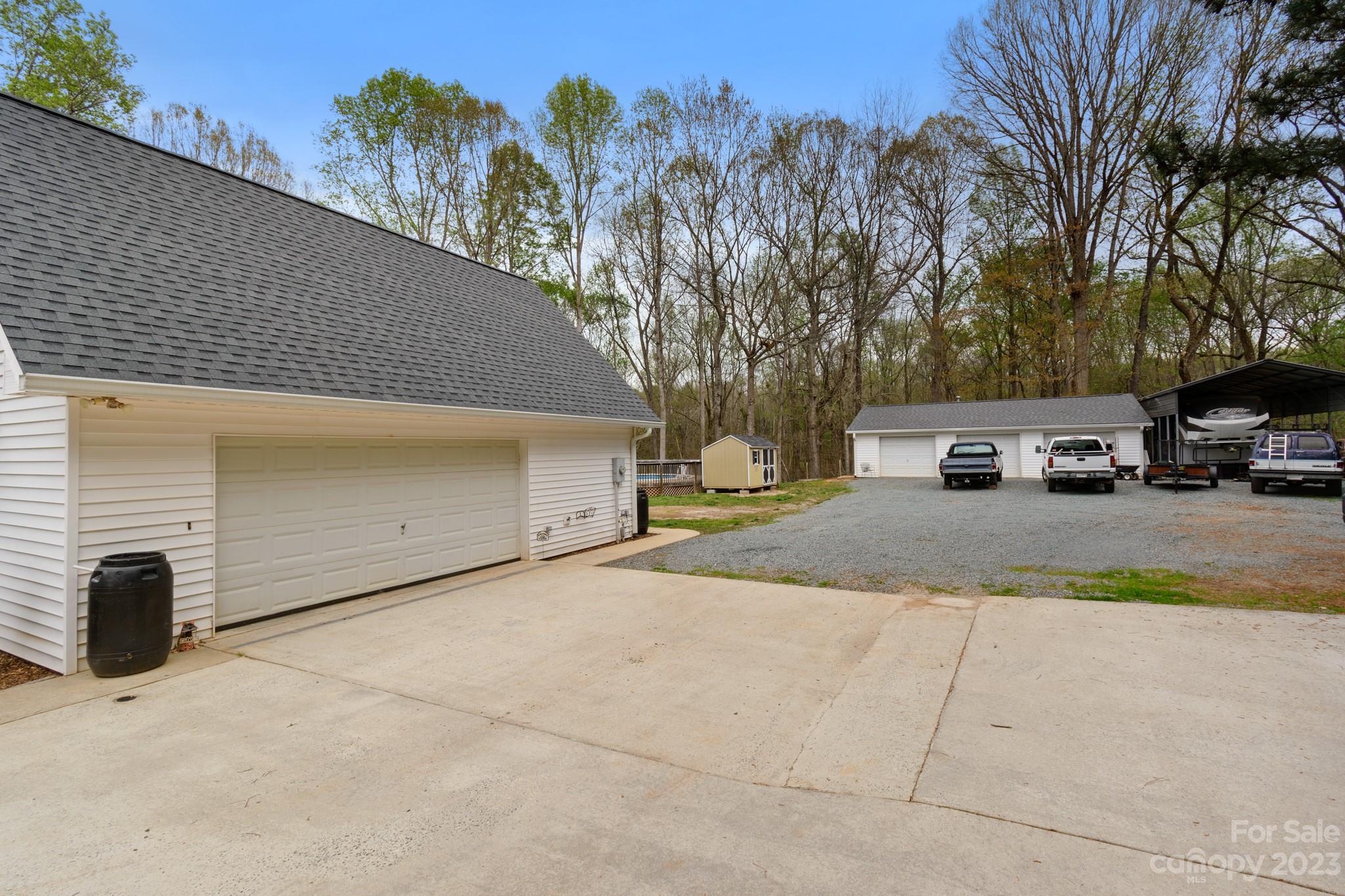 Meadow Ridge - Residential