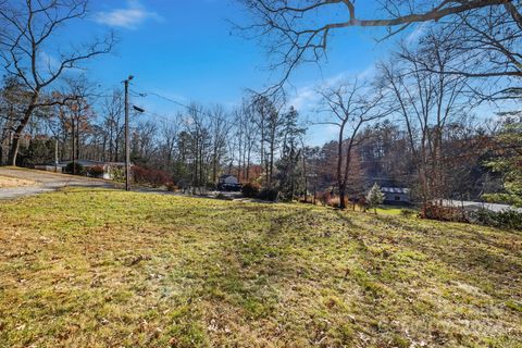 A home in Pisgah Forest