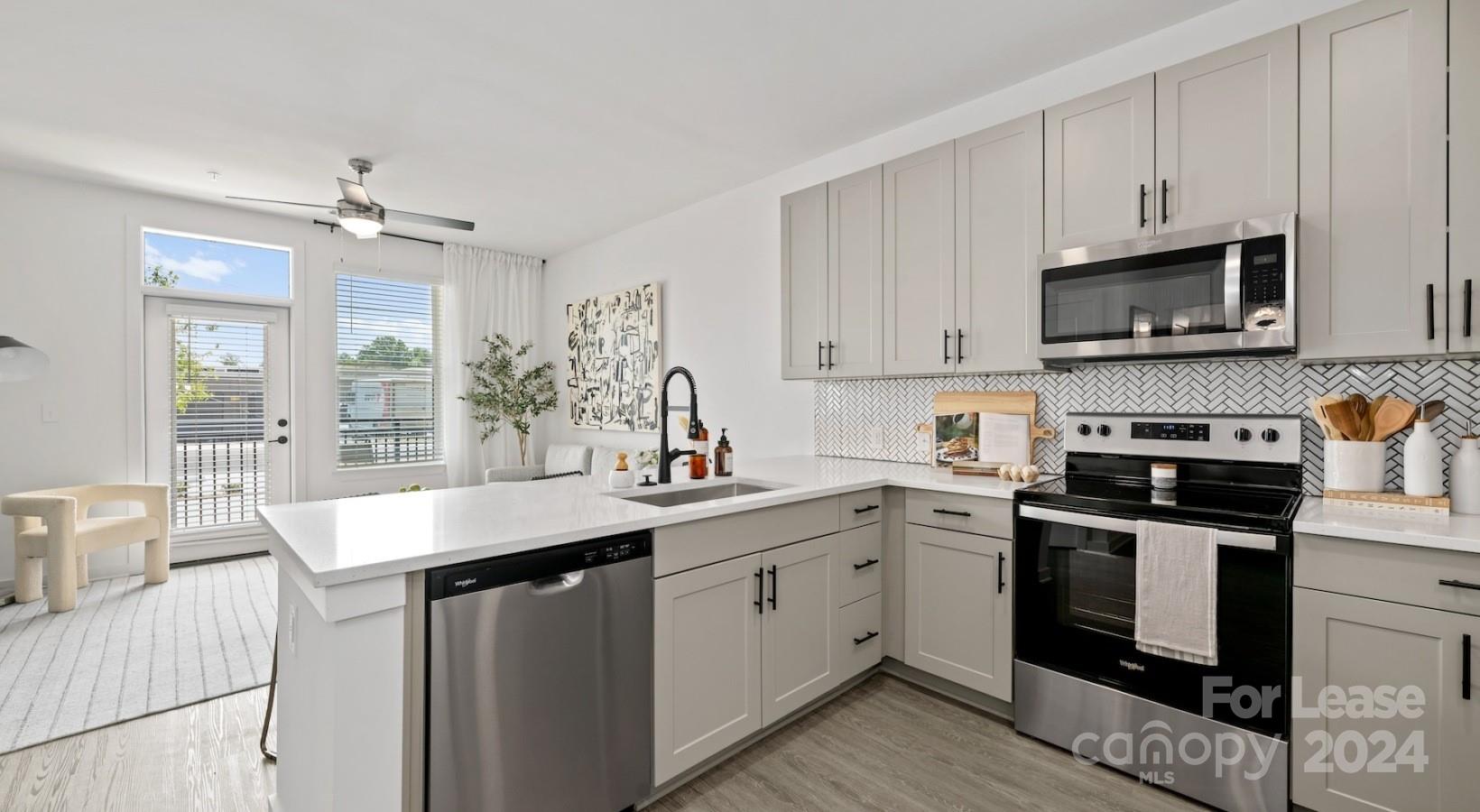 Charlotte, North Carolina 28208, United States, 1 Bedroom Bedrooms, ,1 BathroomBathrooms,Residential,Active,62585