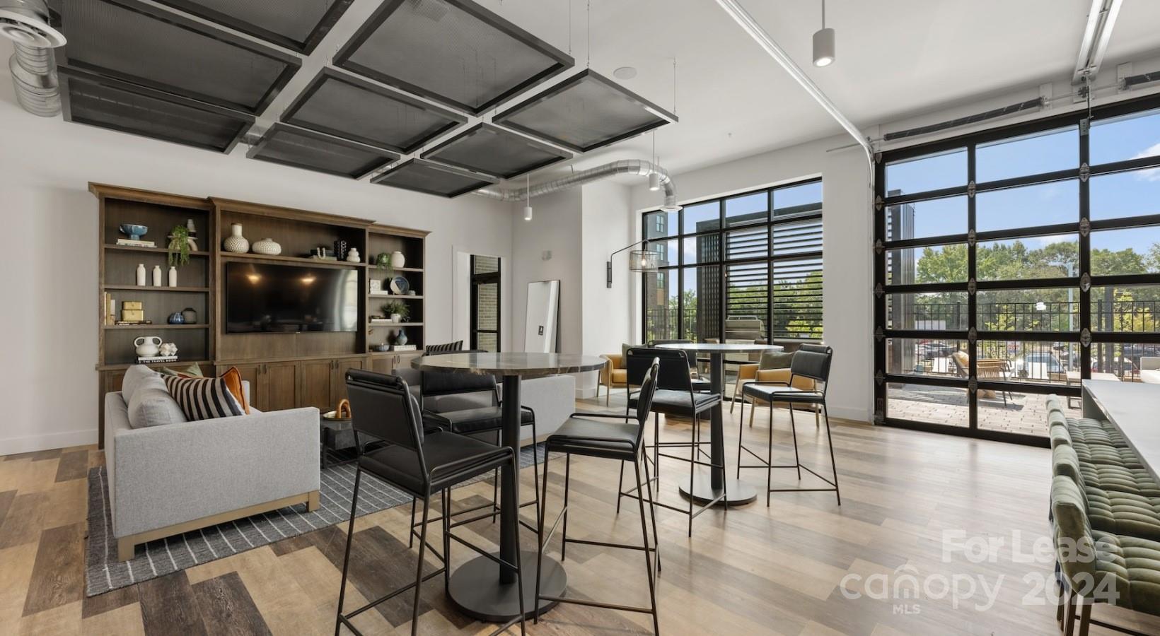 Charlotte, North Carolina 28208, United States, 1 Bedroom Bedrooms, ,1 BathroomBathrooms,Residential,Active,62585