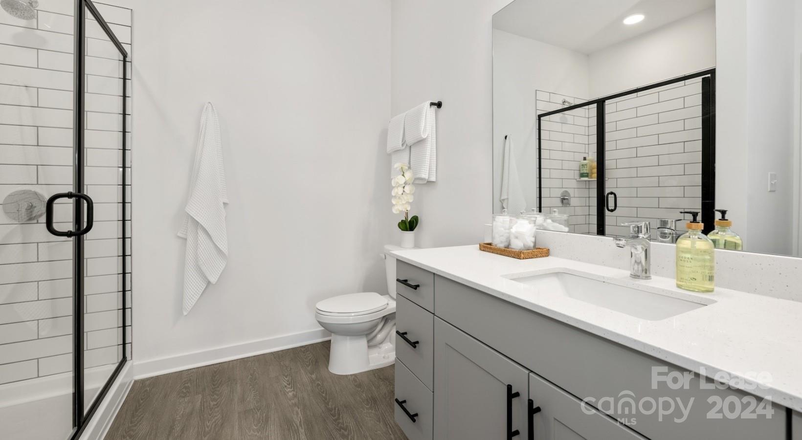 Charlotte, North Carolina 28208, United States, 1 Bedroom Bedrooms, ,1 BathroomBathrooms,Residential,Active,62585